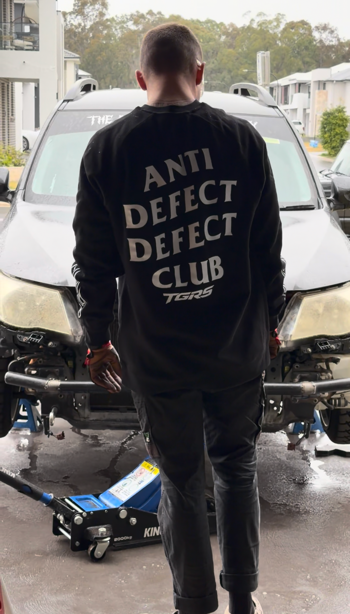 ANTI DEFECT DEFECT CLUB Crewneck